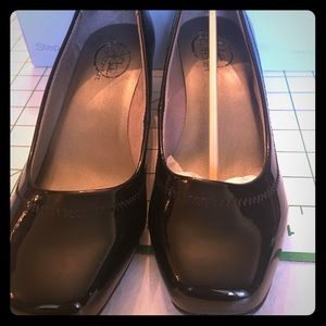 NIB Life Stride Simply Comfort Black Patent Wedge